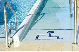 Handicap-acces.com : leader français des systèmes de mise à l'eau pour PMR et handicapés