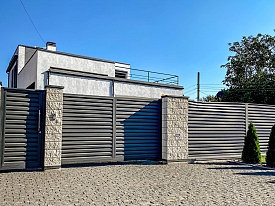 L'entreprise Portalux, spécialiste des portails  